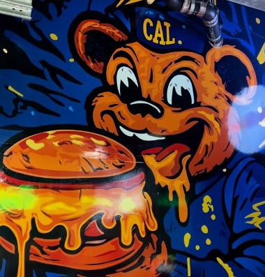 Campus Burgers Mural